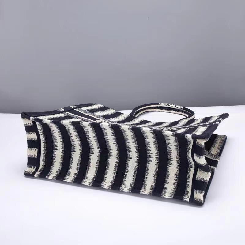 Mehrfarbige Taschen