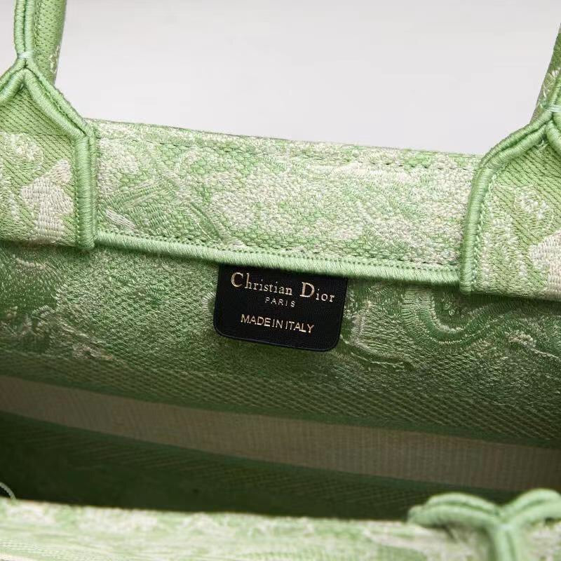 Mehrfarbige Taschen