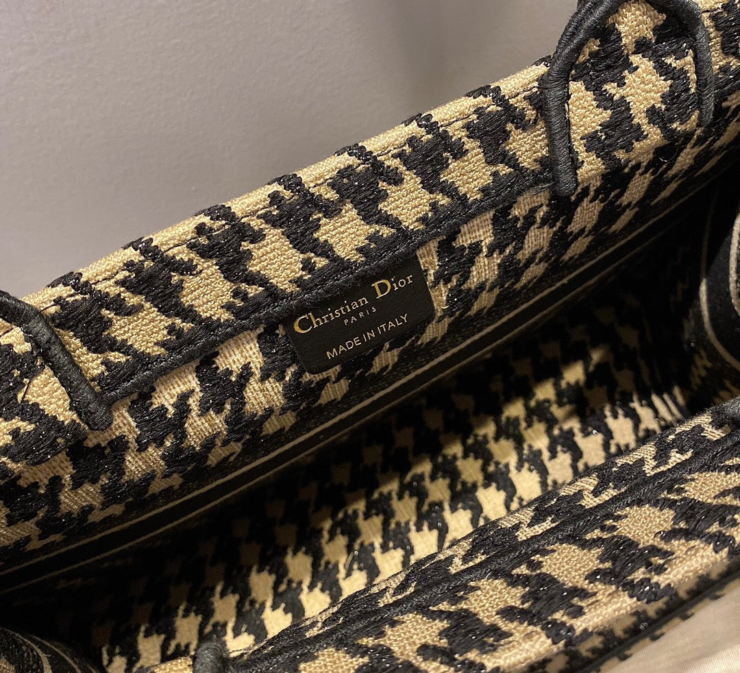 Mehrfarbige Taschen