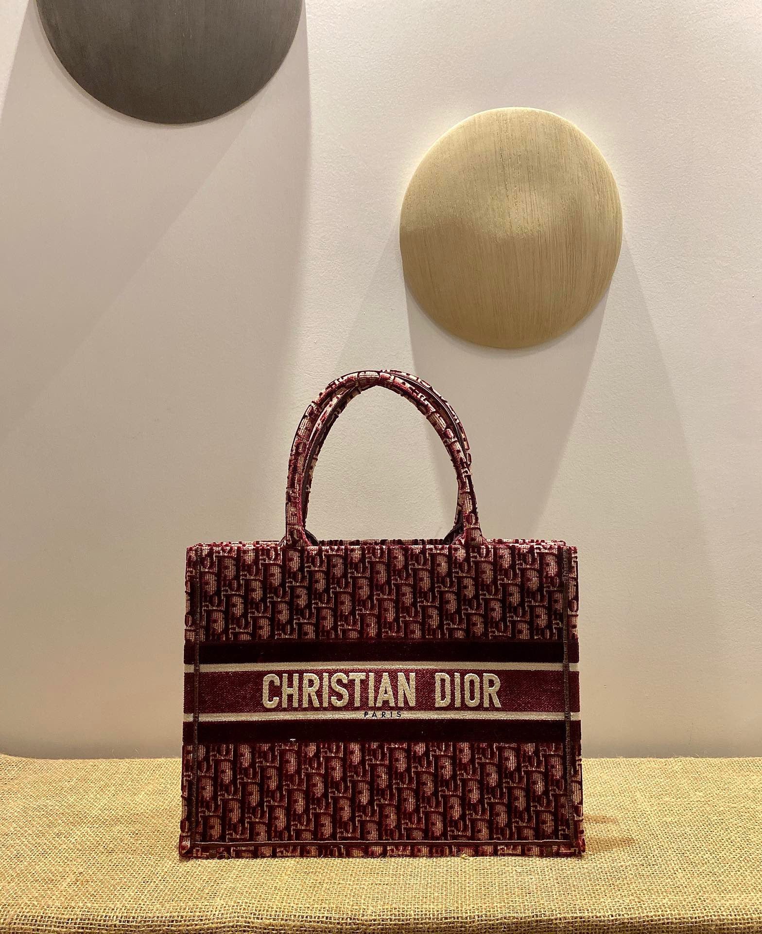Mehrfarbige Taschen