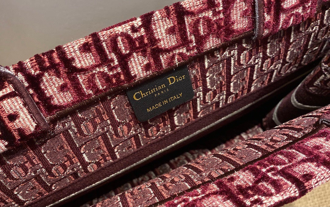 Mehrfarbige Taschen