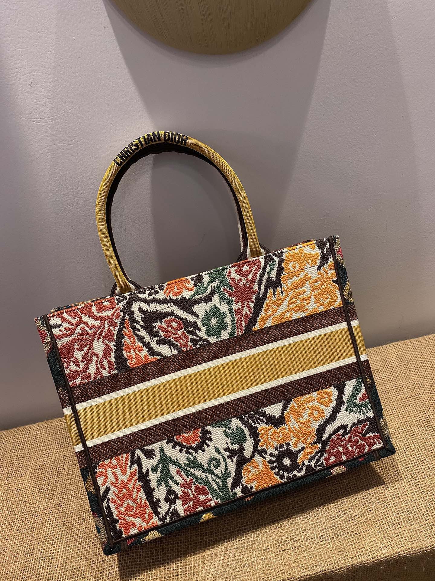 Mehrfarbige Taschen