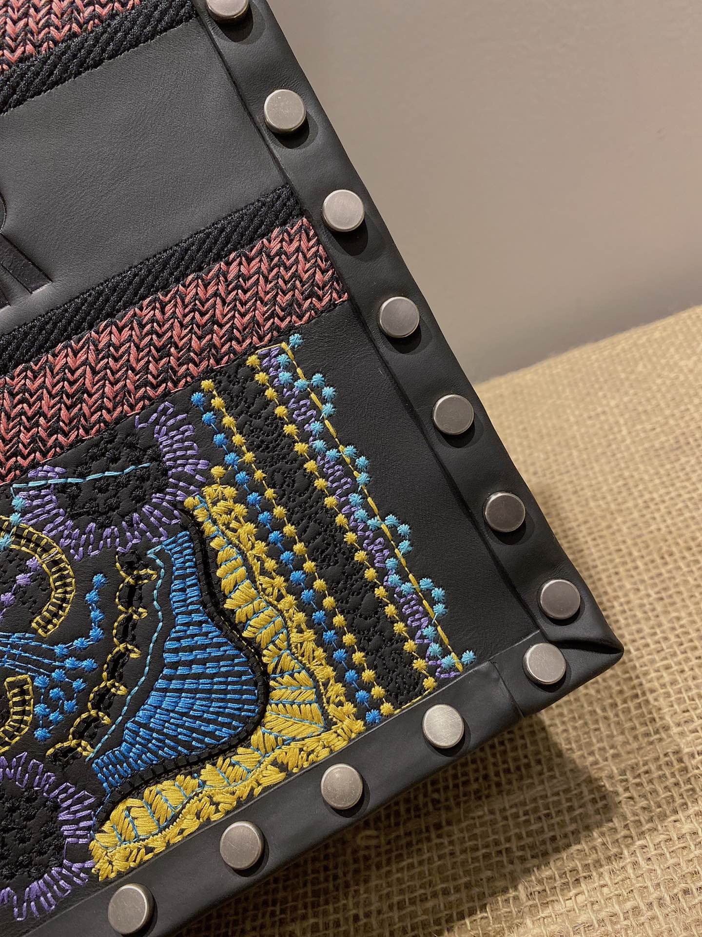 Mehrfarbige Taschen
