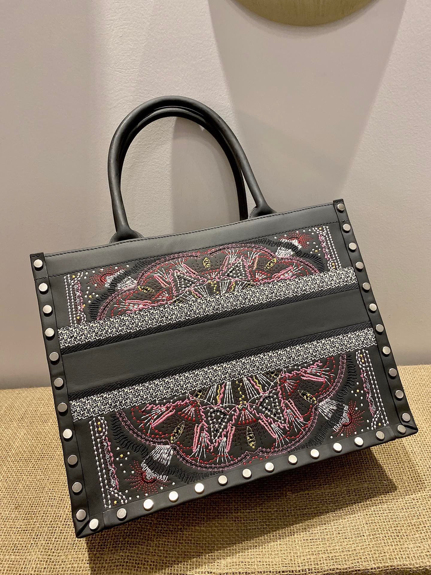 Mehrfarbige Taschen