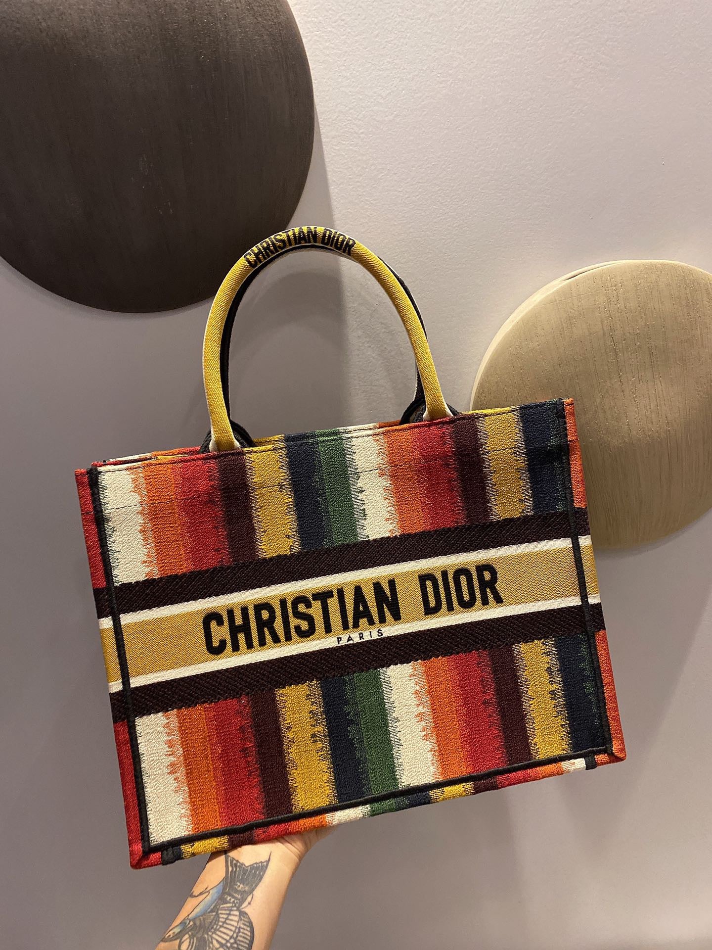 Mehrfarbige Taschen