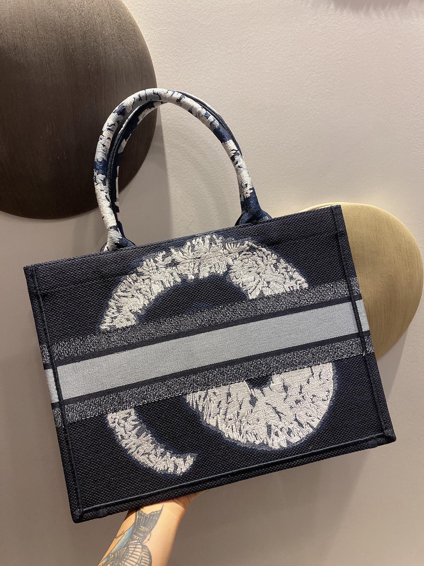 Mehrfarbige Taschen