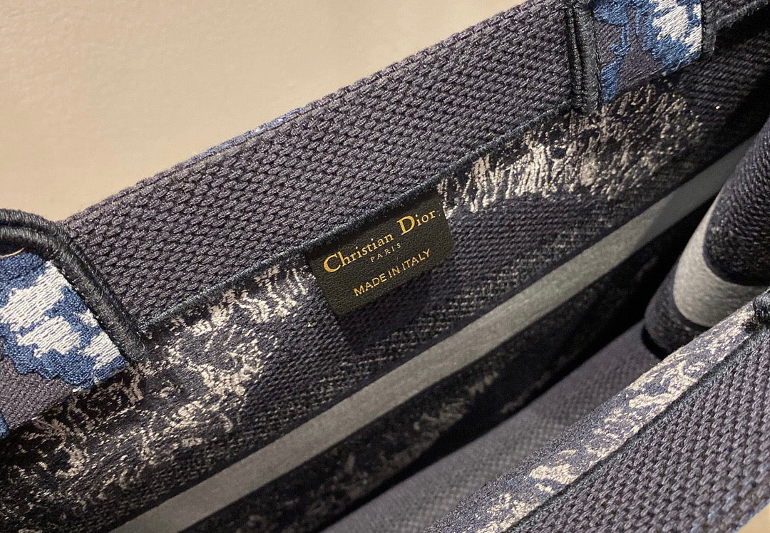Mehrfarbige Taschen