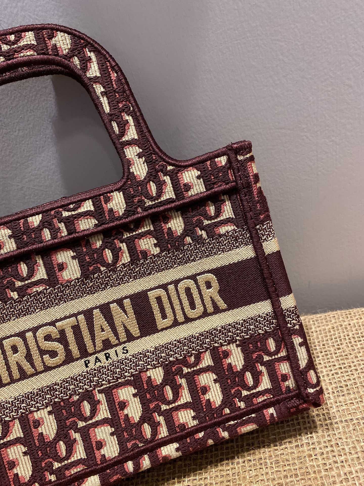 Multicolor Bags - FashionHype.xyz