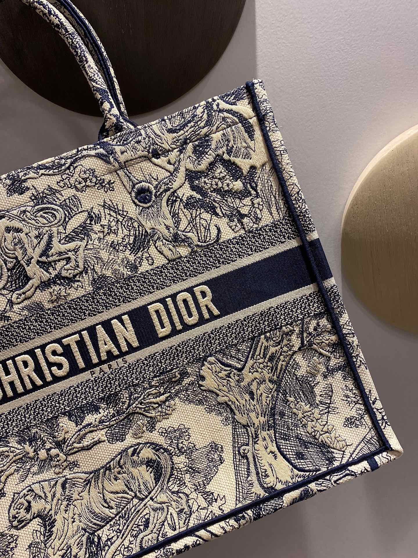 Multicolor Bags - FashionHype.xyz