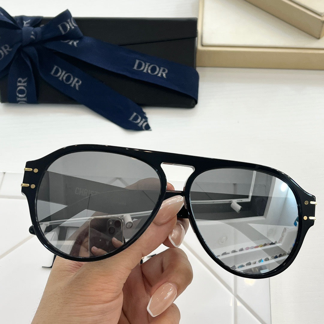 Sonnenbrille