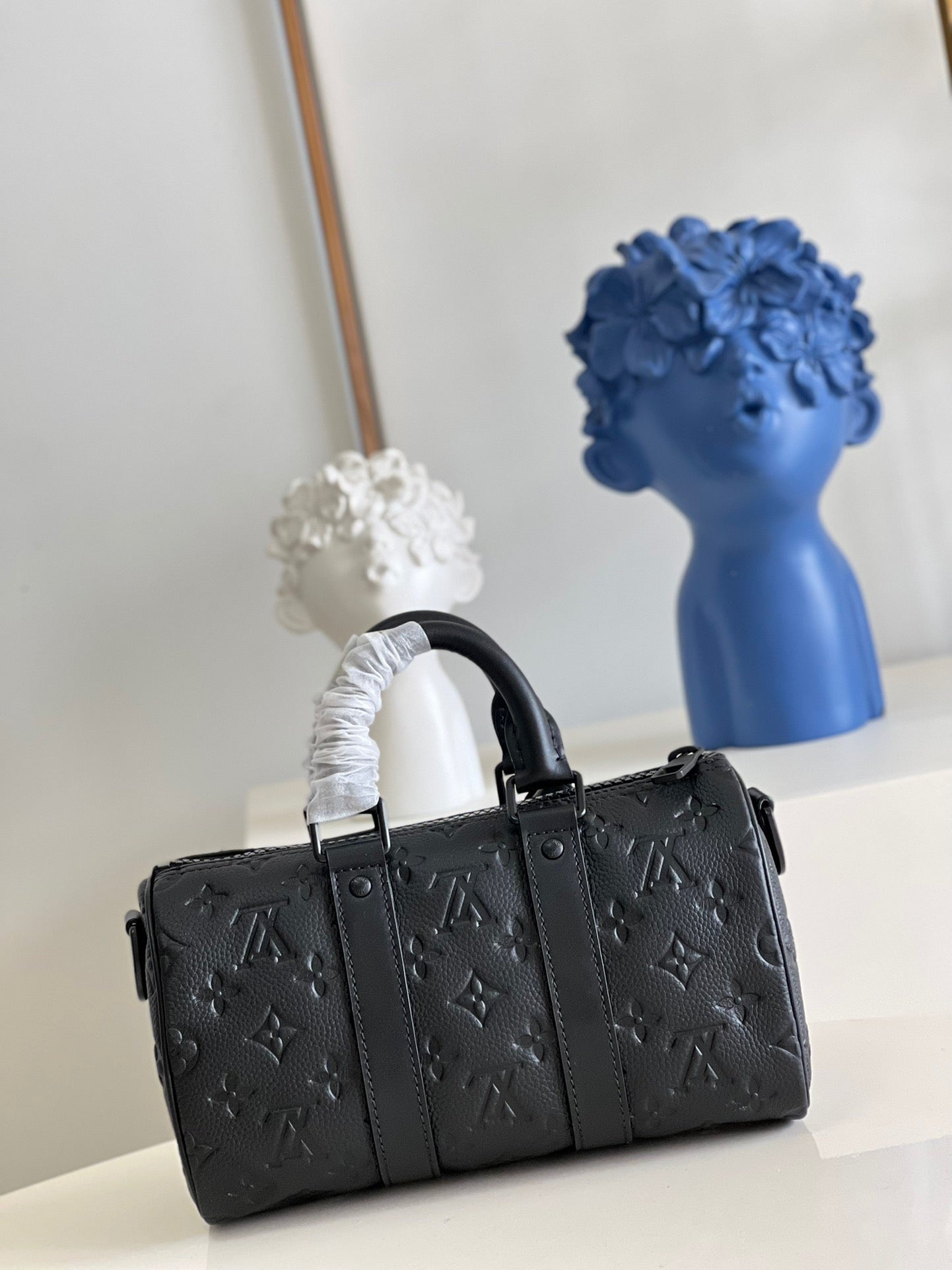 Black Bags - FashionHype.xyz