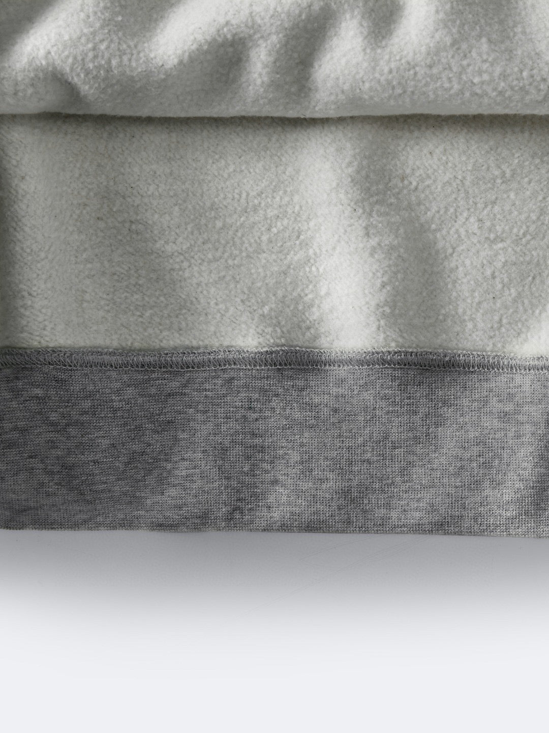 Kapuzenpullover