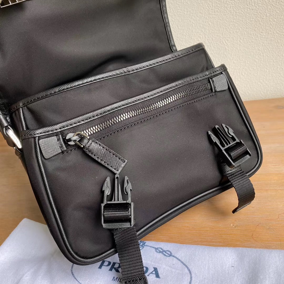 Bolso negro - FashionHype.xyz