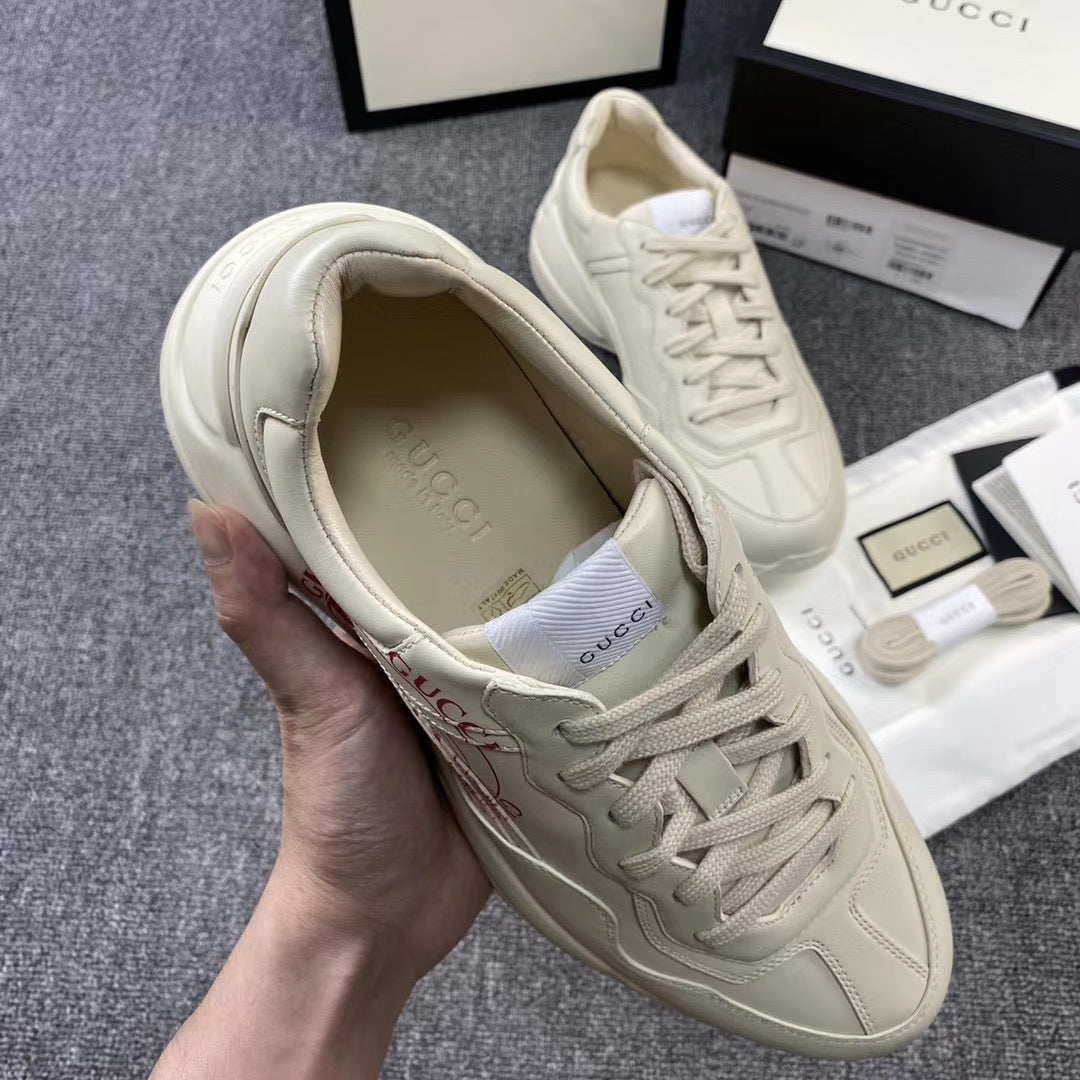 Schuhe