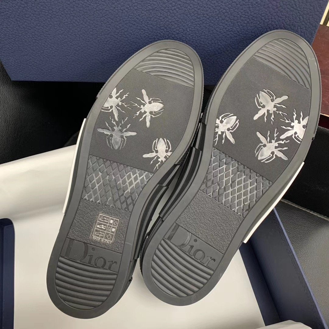 High-Top-Sneakers mit Monogramm