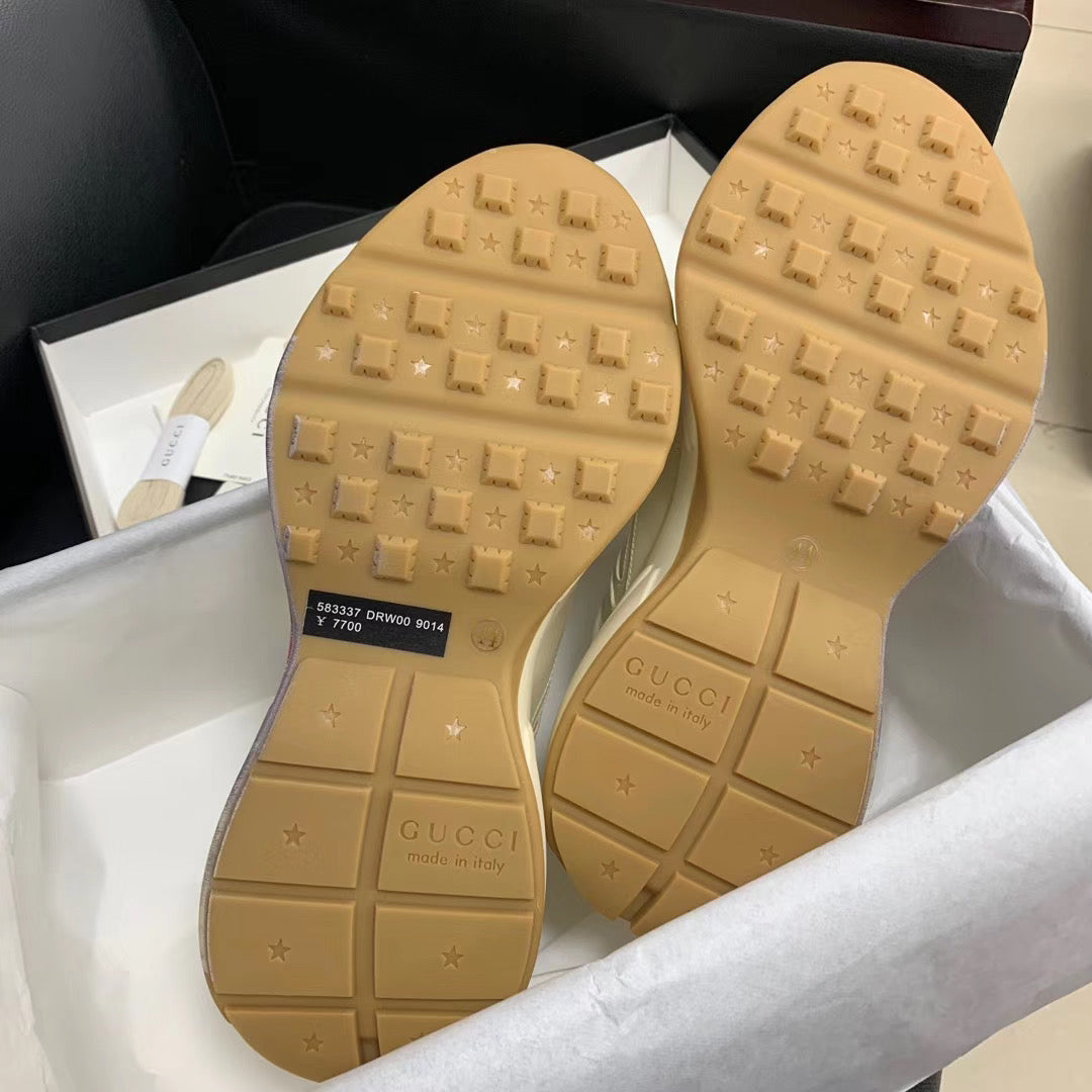 Schuhe