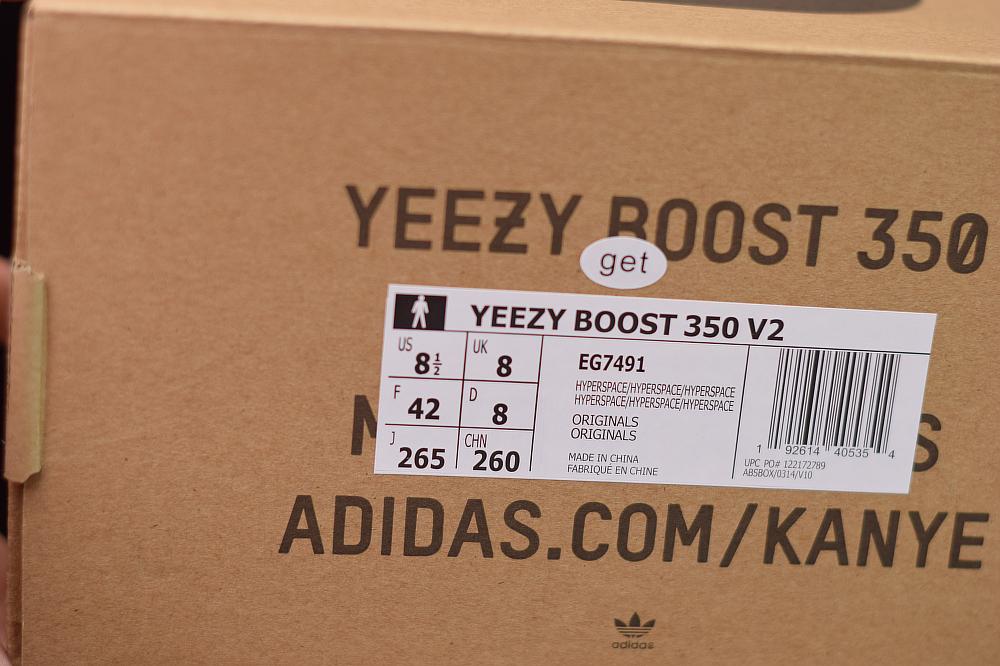 أحذية رياضية من القماش ذات نعل صلب