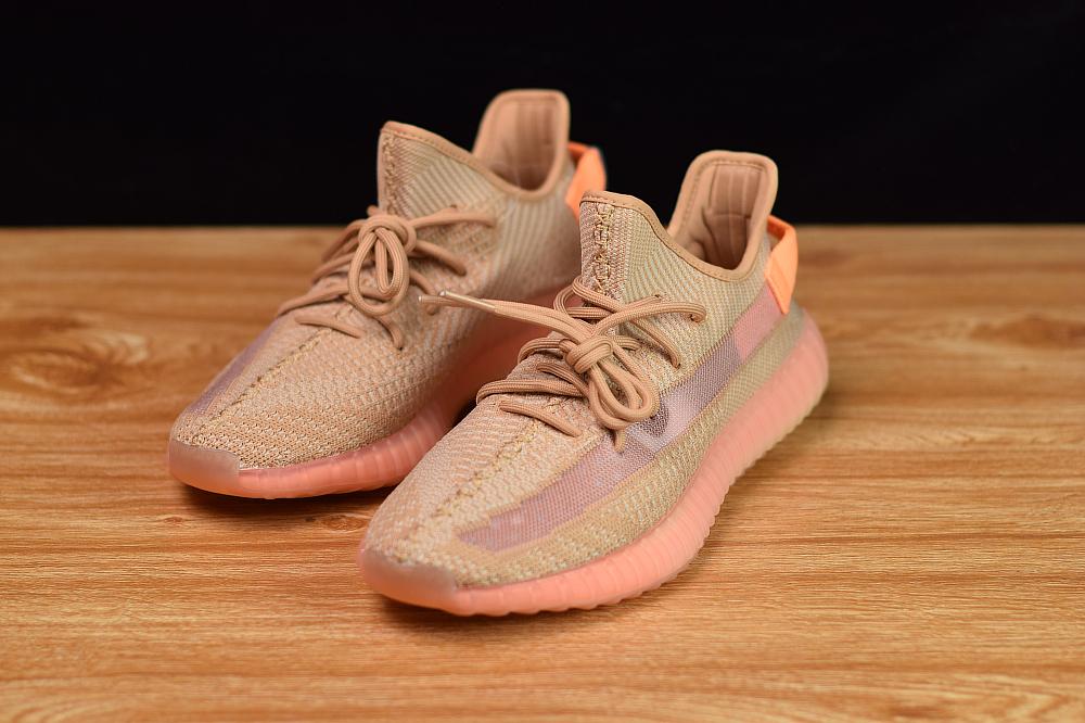 أحذية رياضية من القماش ذات نعل صلب