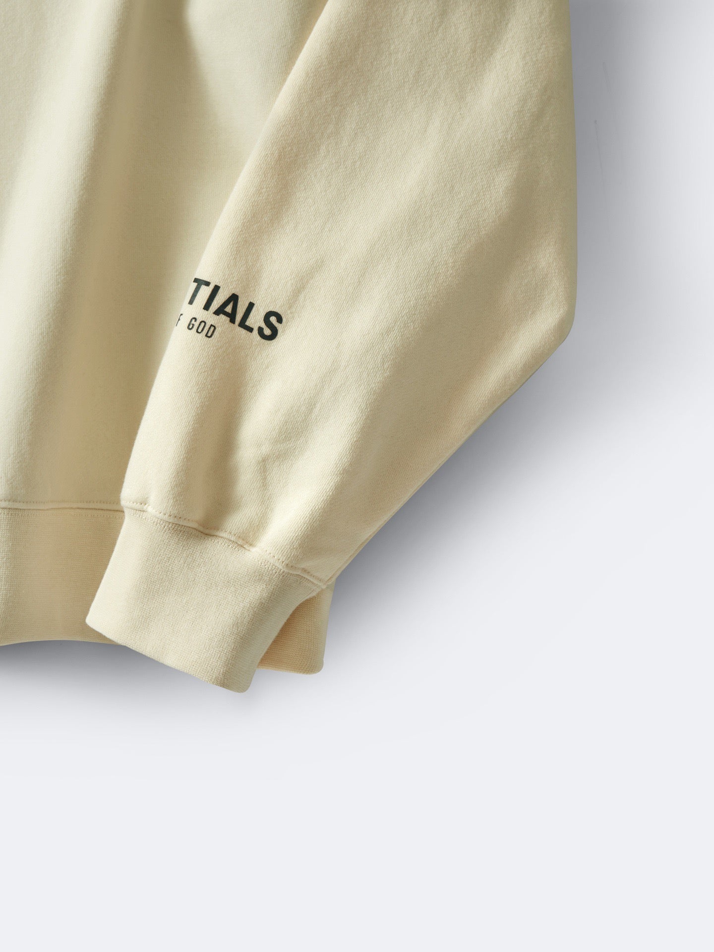 سترة بغطاء للرأس