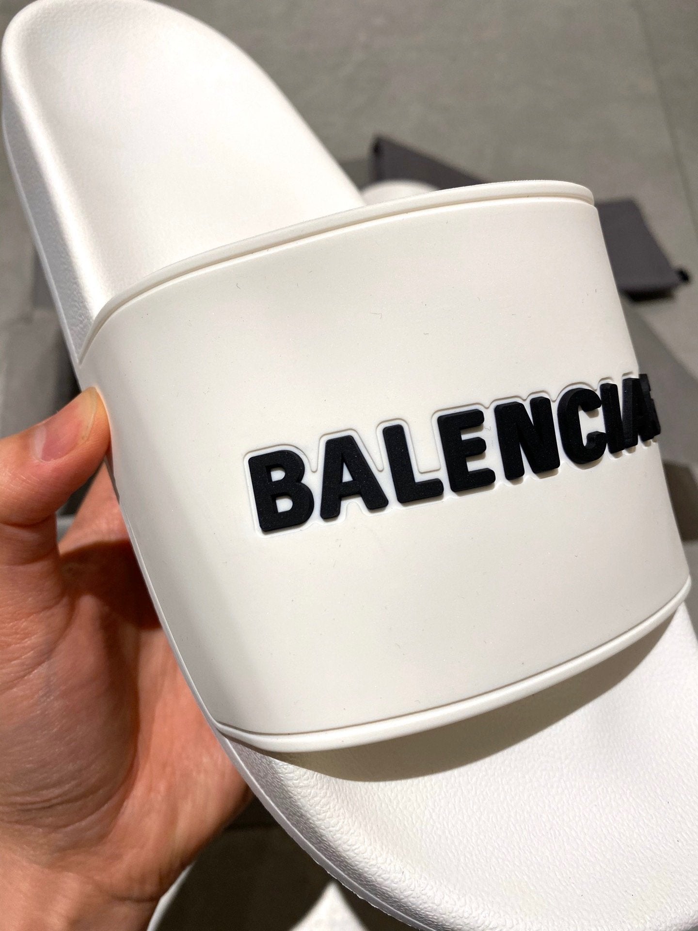 Chanclas blancas - FashionHype.xyz