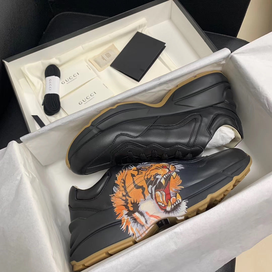 Schuhe